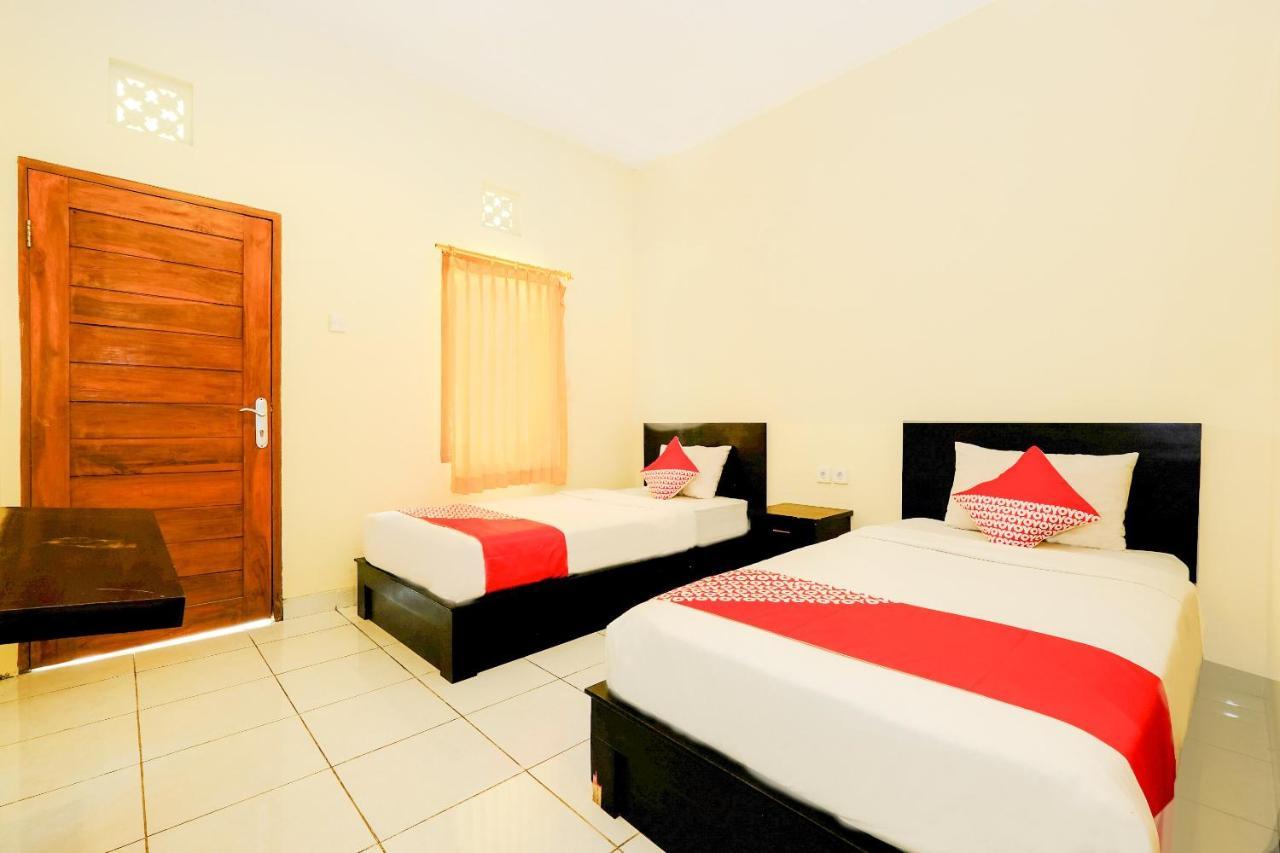 Oyo 2521 Uluwatu Cahya Guest House Экстерьер фото